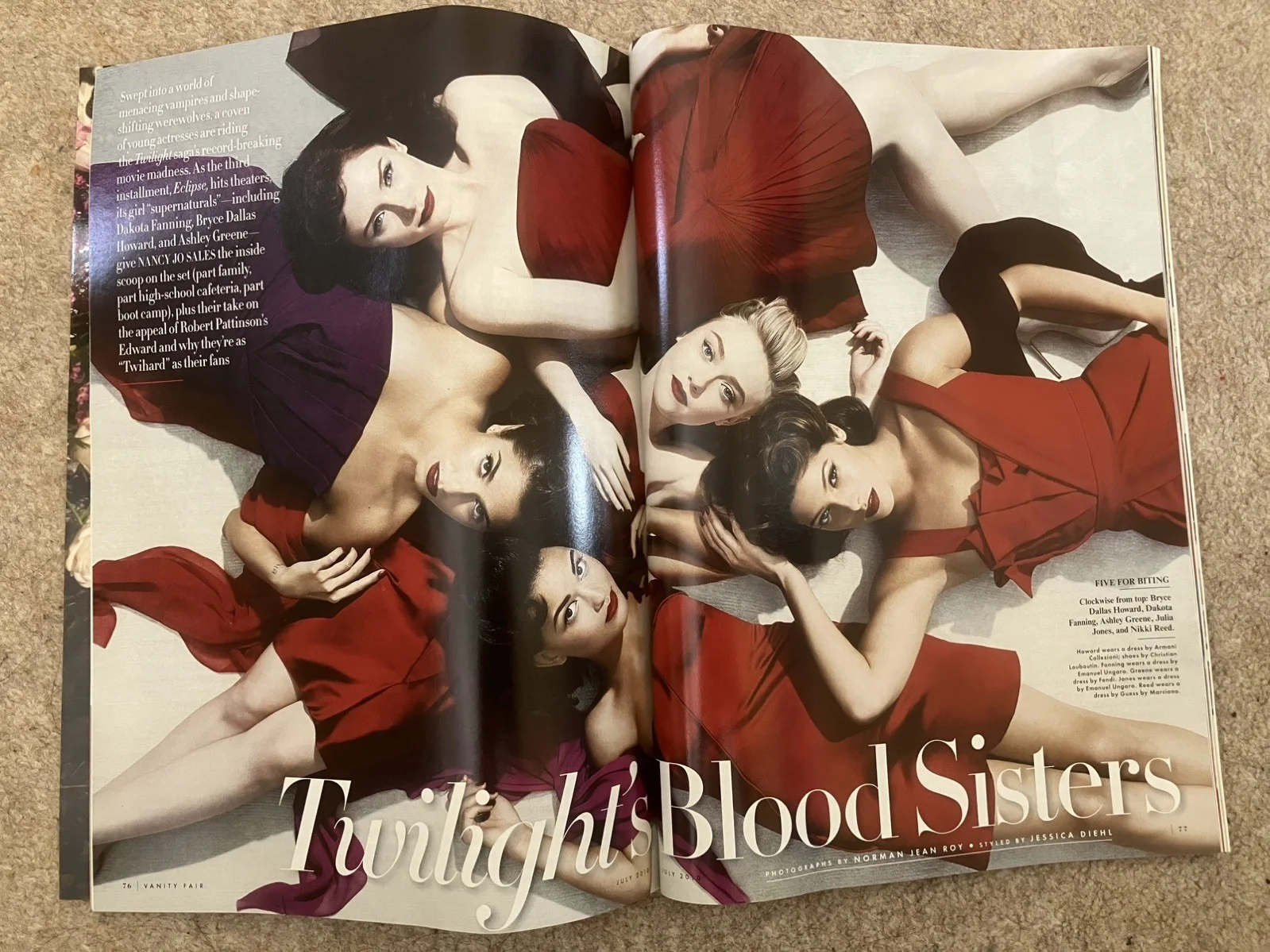 Vanity Fair magazine - Twilight Saga Robert Pattinson covers - Issue 599 + 608, изображение 2