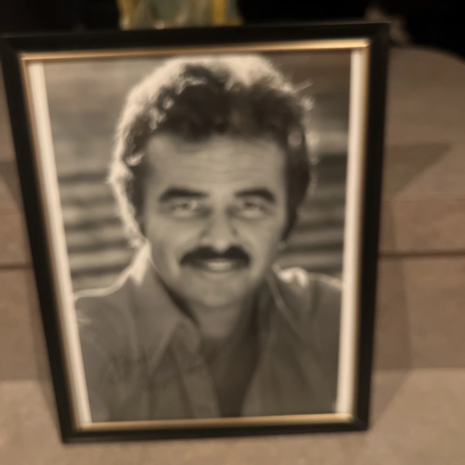 Burt Reynolds — Burt Reynolds 8x10 signed Photo autographed Picture, image 4