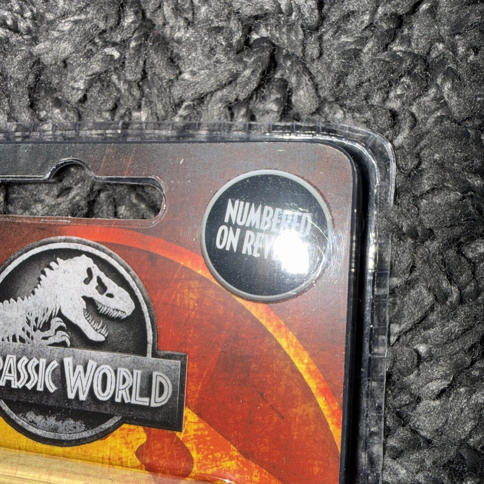 Jurassic Park World Ansteck-Pin Blue Limited Edition Velociraptor Raptor Replica, image 4