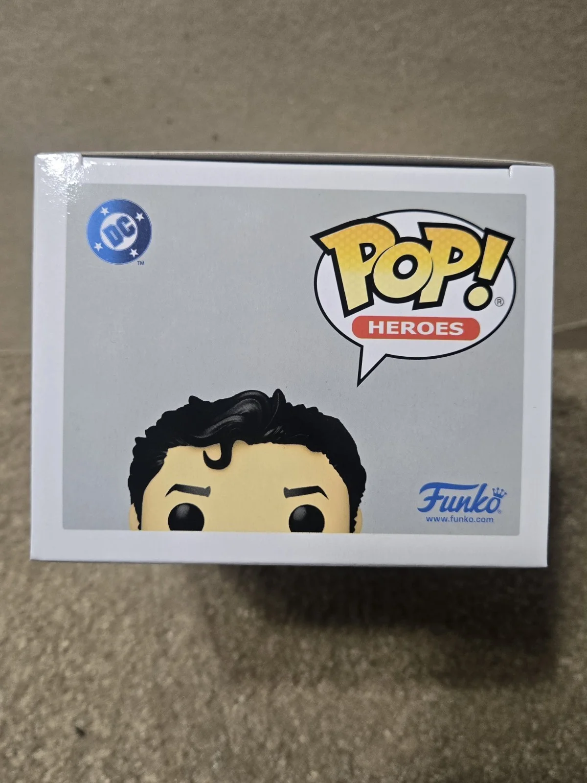 Tom Welling/Brandon Routh/Tyler Hoechlin — Brandon Routh/Tyler Hoechlin/Tom Welling TRIPLE SIGNED Superman Funko! JSA COA, изображение 5