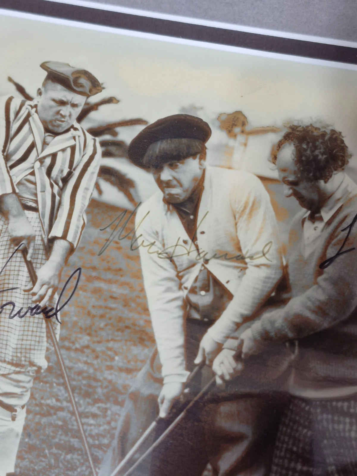 Curly Howard, Moe Howard, Larry Fine — Three Stooges Original Autographed Framed 8x10 Movie Photograph, Certified COA, image 4
