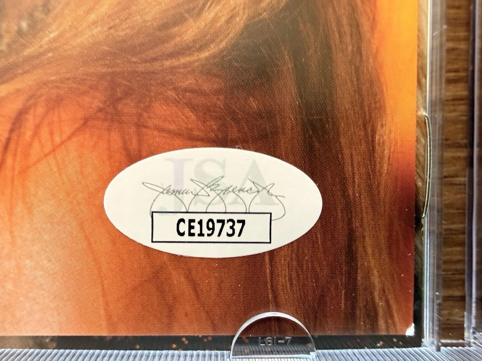 Taylor Swift Signed The Life of a Showgirl CD Insert JSA COA CE19737 iHeartRadio, изображение 3