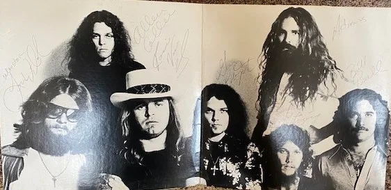 Lynyrd Skynyrd signed Street Survivors album, image 3