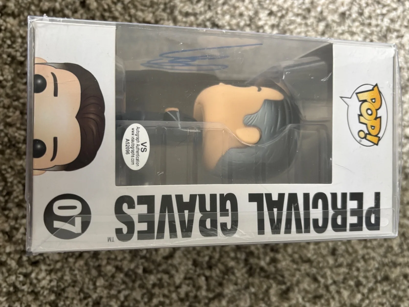 Colin Farrell — Colin Farrell - Percival Graves - Fantastic Beasts signed FUNKO w/ COA, изображение 2