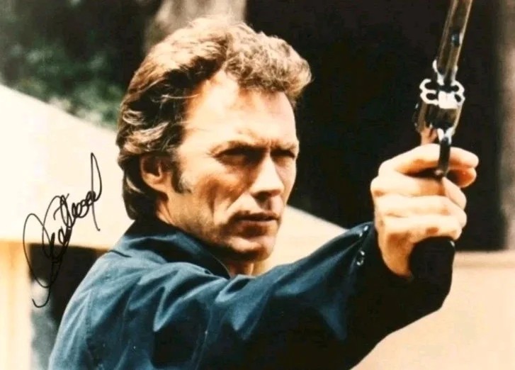 Clint Eastwood Signed 8x10 Photo Beckett LOA Dirty Harry Make My Day, Punk, изображение 3