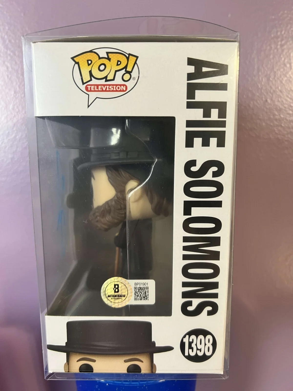Tom Hardy — Tom Hardy Signed Autograph Peaky Blinders Funko Pop 1398 Beckett BAS, изображение 4