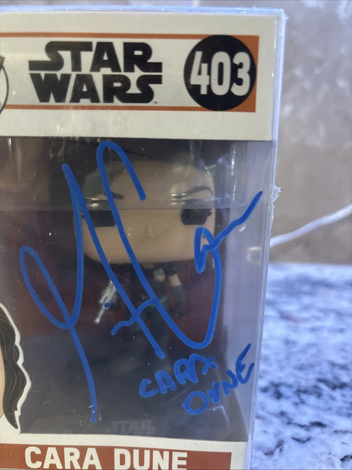 Gina Carano — Gina Carano signed Mandalorian Cara Dune Funko Pop! autograph ~ 403 Star Wars., image 2