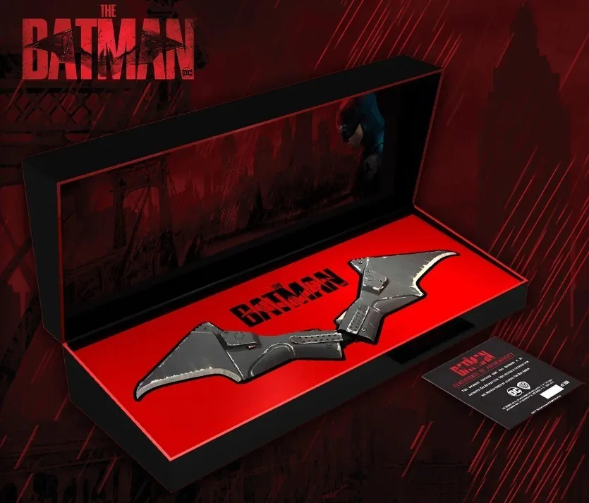 The Batman Limited Edition Chest Armour Glyph Prop 1:1 Replica | METAL CASTING |, изображение 2