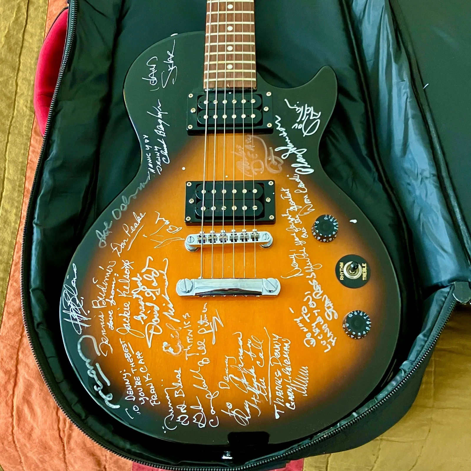 The Wrecking Crew Film signed epiphone special II electric guitar COLLECTOR COA, изображение 4