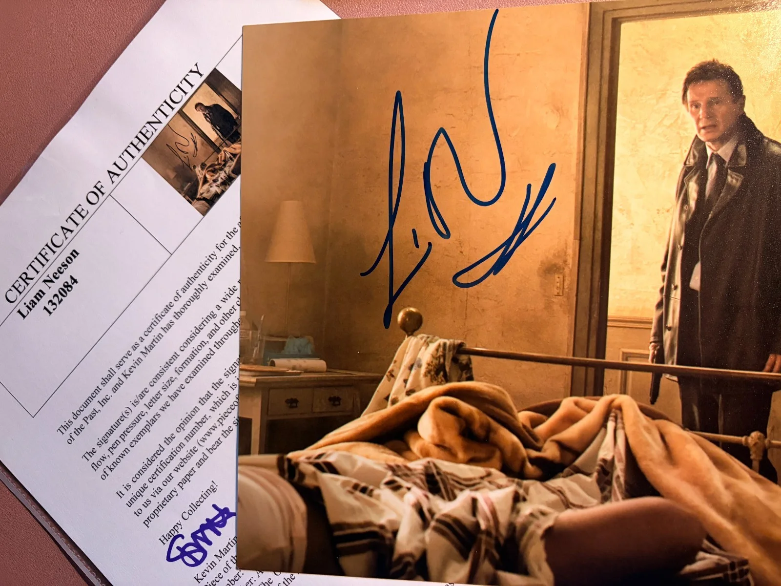 Liam Neeson — Liam Neeson Signed•From *TAKEN* 2008•Autographed 8x10 photo w/ COA, изображение 3