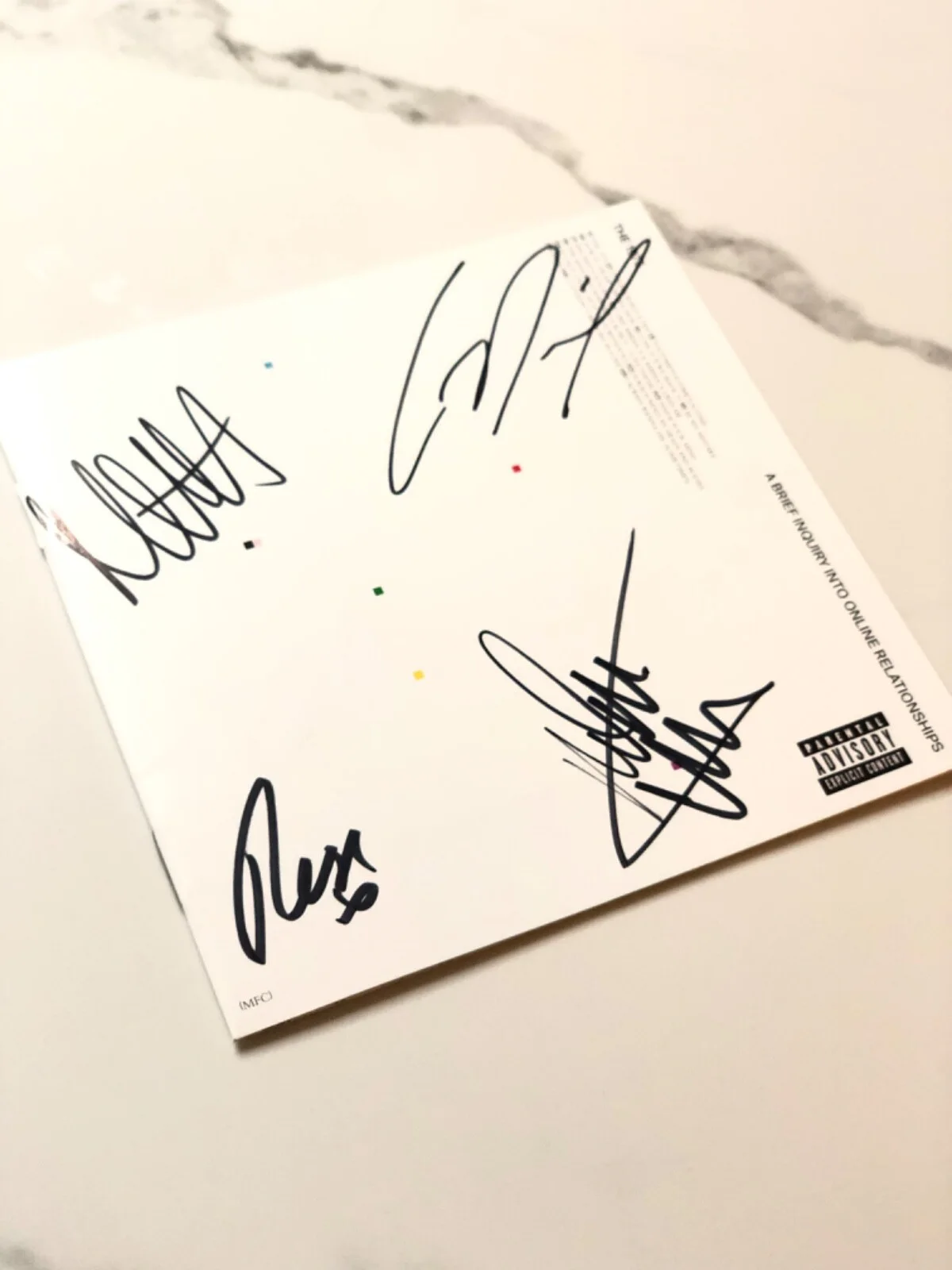 NEW Signed / Autographed The 1975 “A Brief Inquiry Into Online Relationships“, image 2
