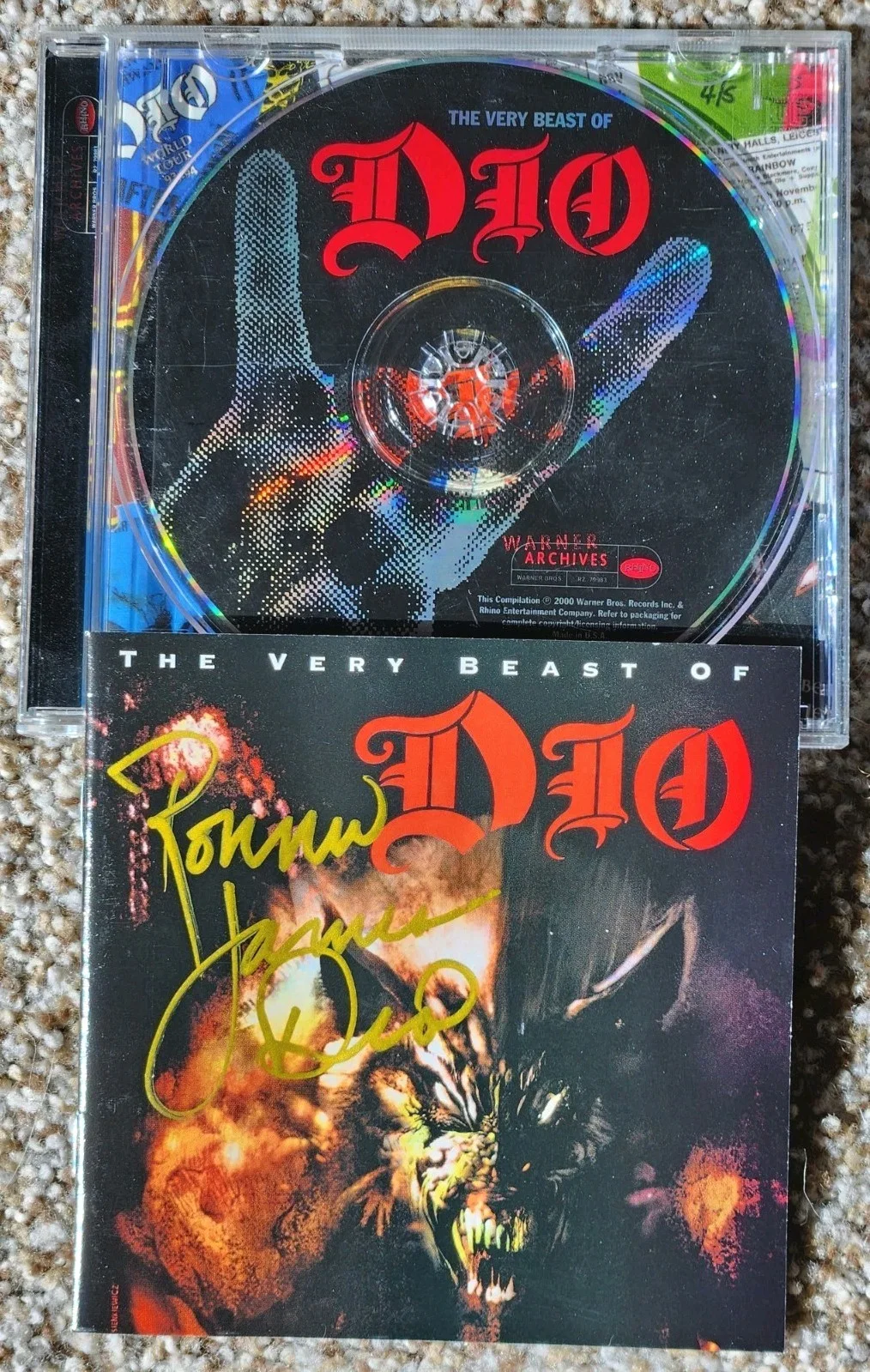 Ronnie James Dio Autographed Signed The Very Beast of Dio CD 🤘🔥, изображение 2
