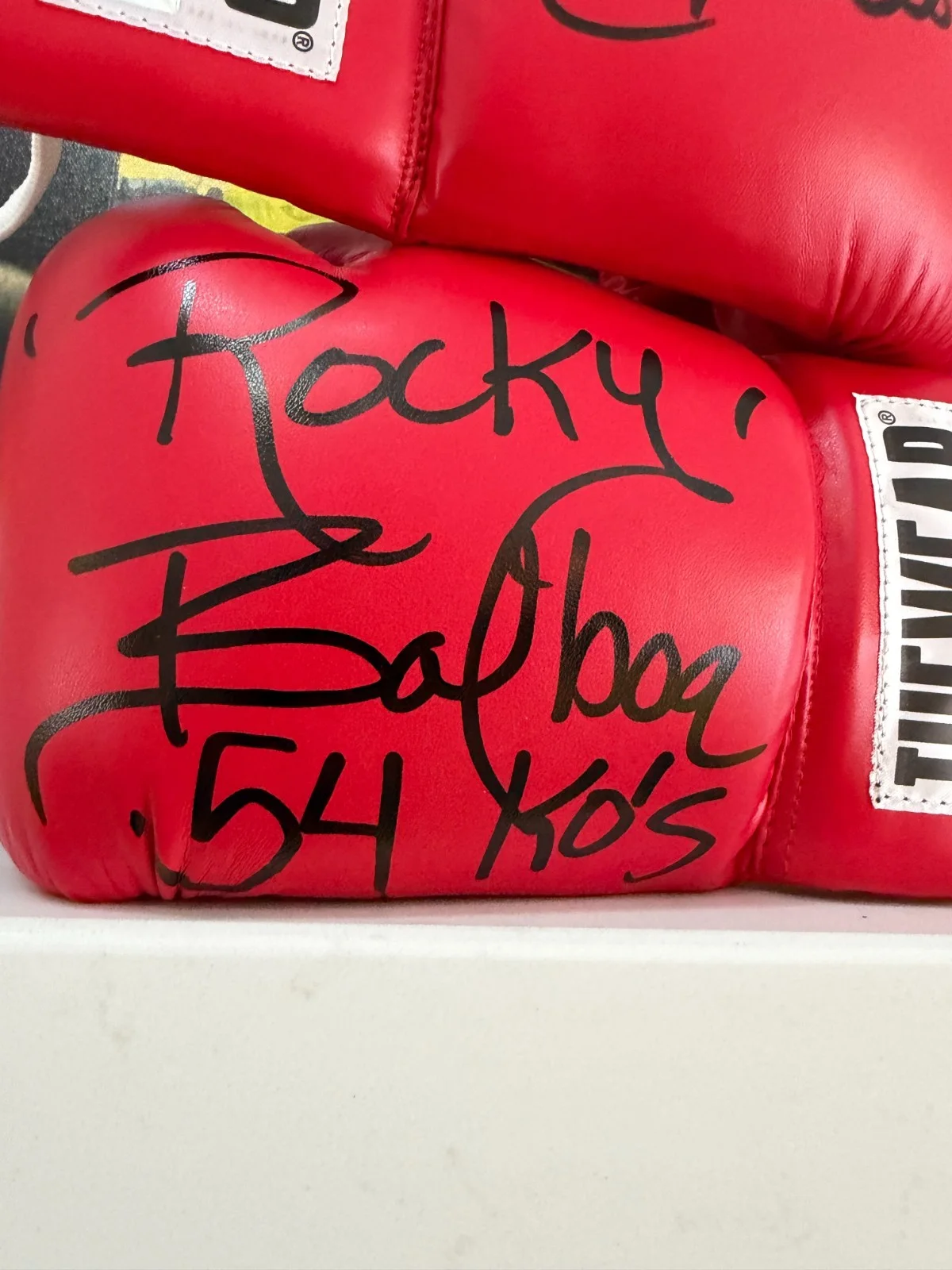 Sylvester Stallone — Sylvester Stallone Rocky Balboa Autographed Tuf Wear Boxing Gloves ASI Proof, изображение 4