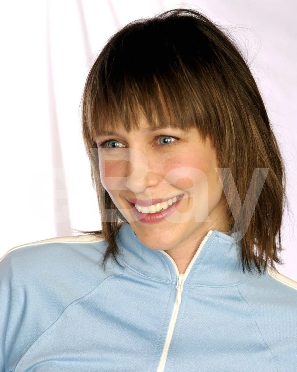 Vera Farmiga 16x12 Photo Poster Print, image 4