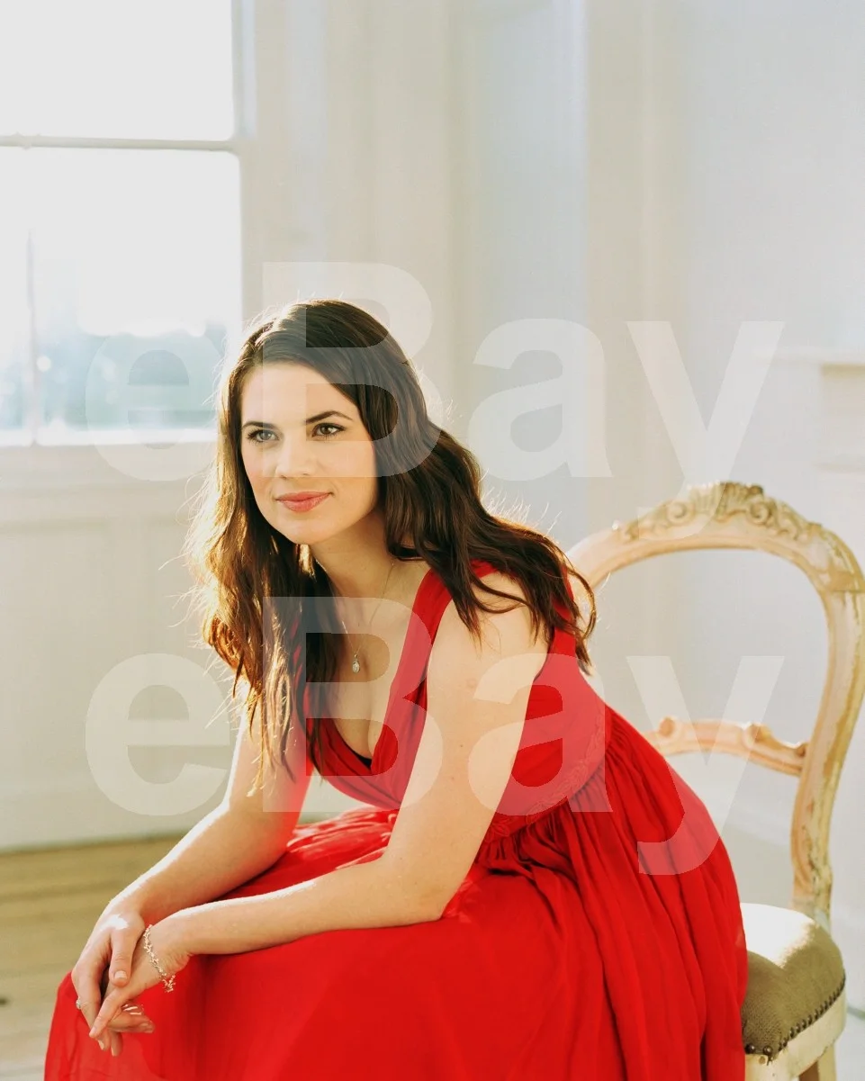 Hayley Atwell 16x12 Photo Poster Print, изображение 4