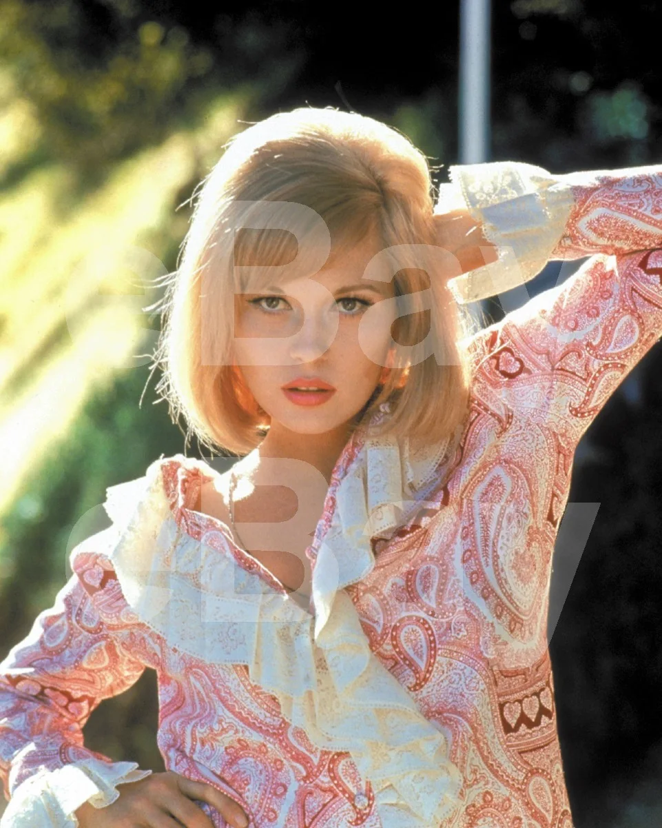 Bonnie and Clyde (1967) Faye Dunaway 16x12 Photo, изображение 4