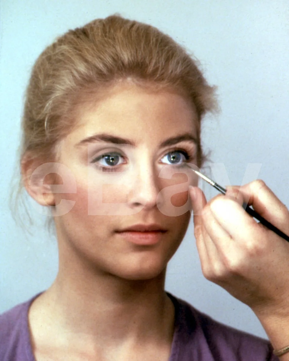 Supergirl (1984) Helen Slater 16x12 Photo Poster Print, изображение 4