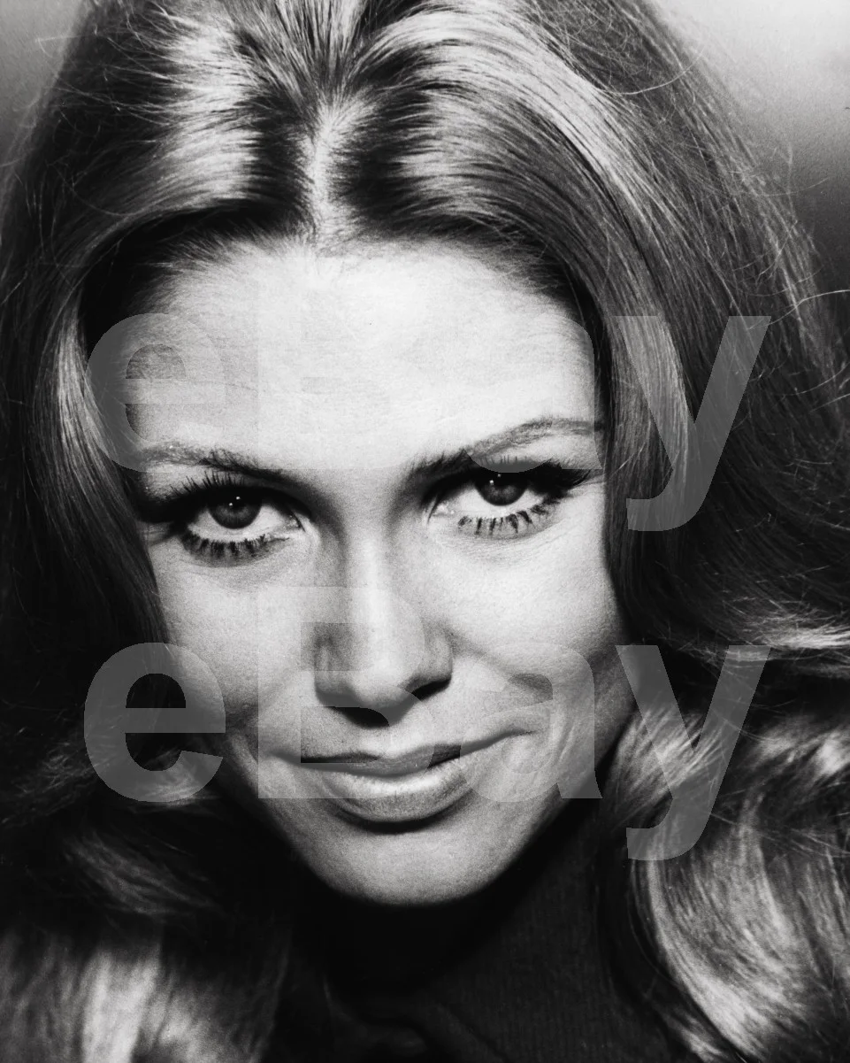 The Italian Job (1969) Maggie Blye "Margaret" 16x12 Photo Poster Print, изображение 4