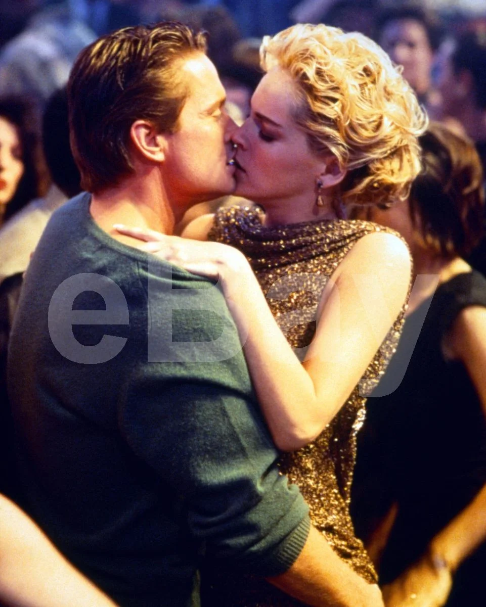 Basic Instinct (1992) Sharon Stone, Michael Douglas 16x12 Photo Poster, image 4