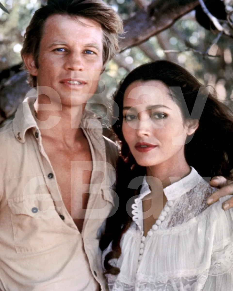 The Island of Dr. Moreau (1977) Michael York, Barbara Carrera 16x12 Photo, изображение 4