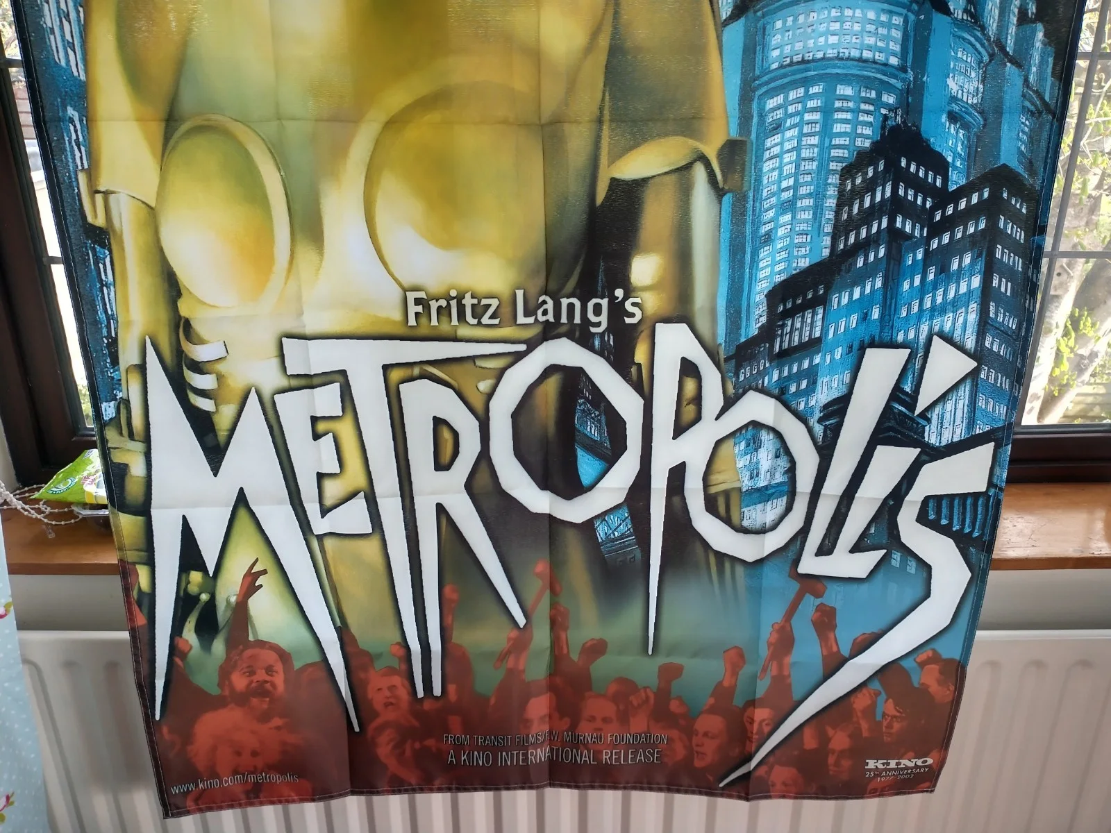 Fritz Lang's Metropolis - Promo Poster Artwork of the Film as a Large Flag, изображение 4