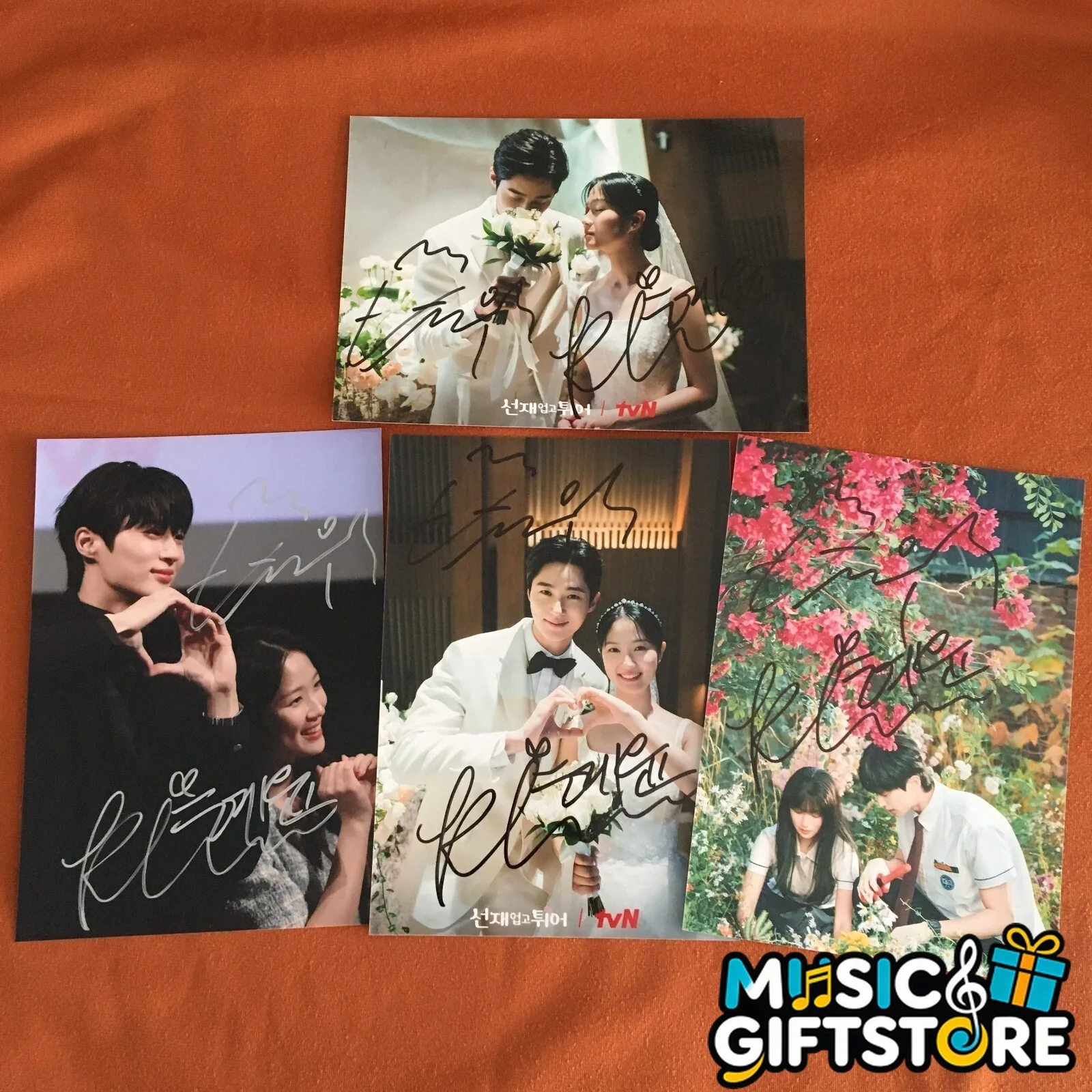 Lovely Runner Byeon Woo-Seok Kim Hye-yoon Signed Autographed Photo 4*6 2024A #MU, изображение 2