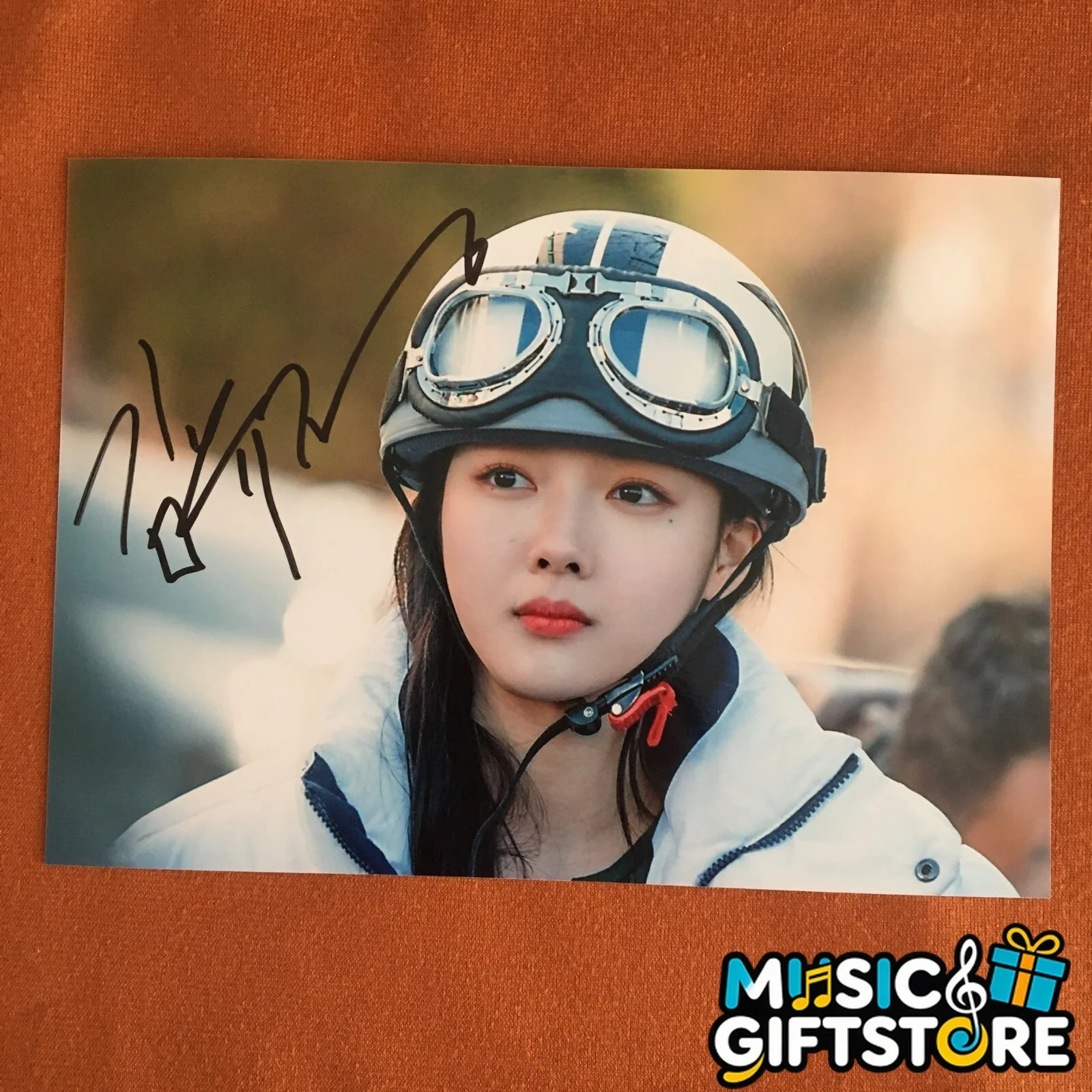 Backstreet Rookie Kim You Jung Autographed Photo K-POP Collection 4*6 2020 #MUGS, изображение 5