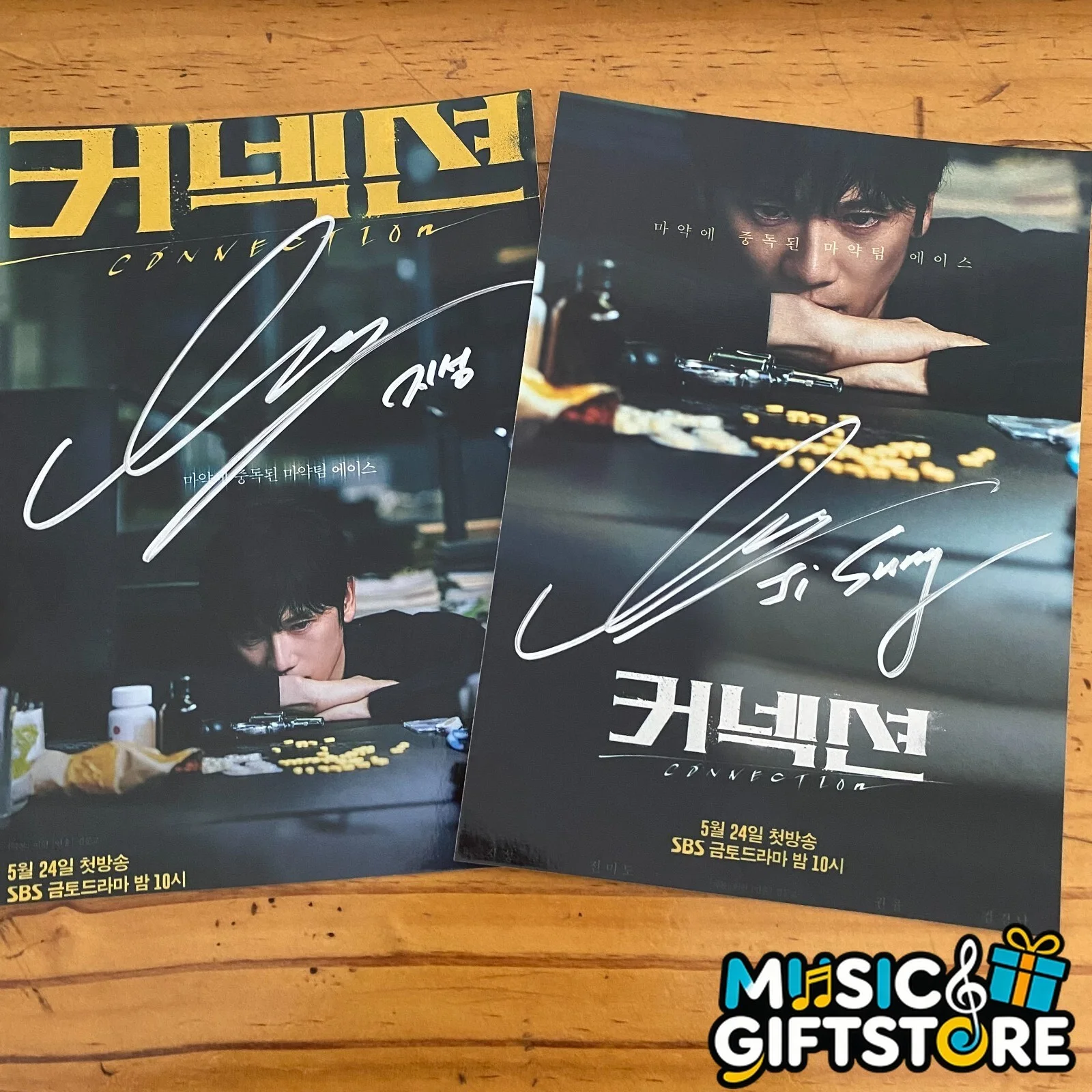 Connection Ji Sung Autographed Signed Photo Autographs 4*6 K-POP 2024 #MUGS, изображение 2