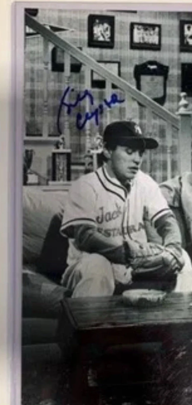 Billy Crystal Beckett COA Autograph w Bob Uecker Little League Trade Skit 1984, изображение 2