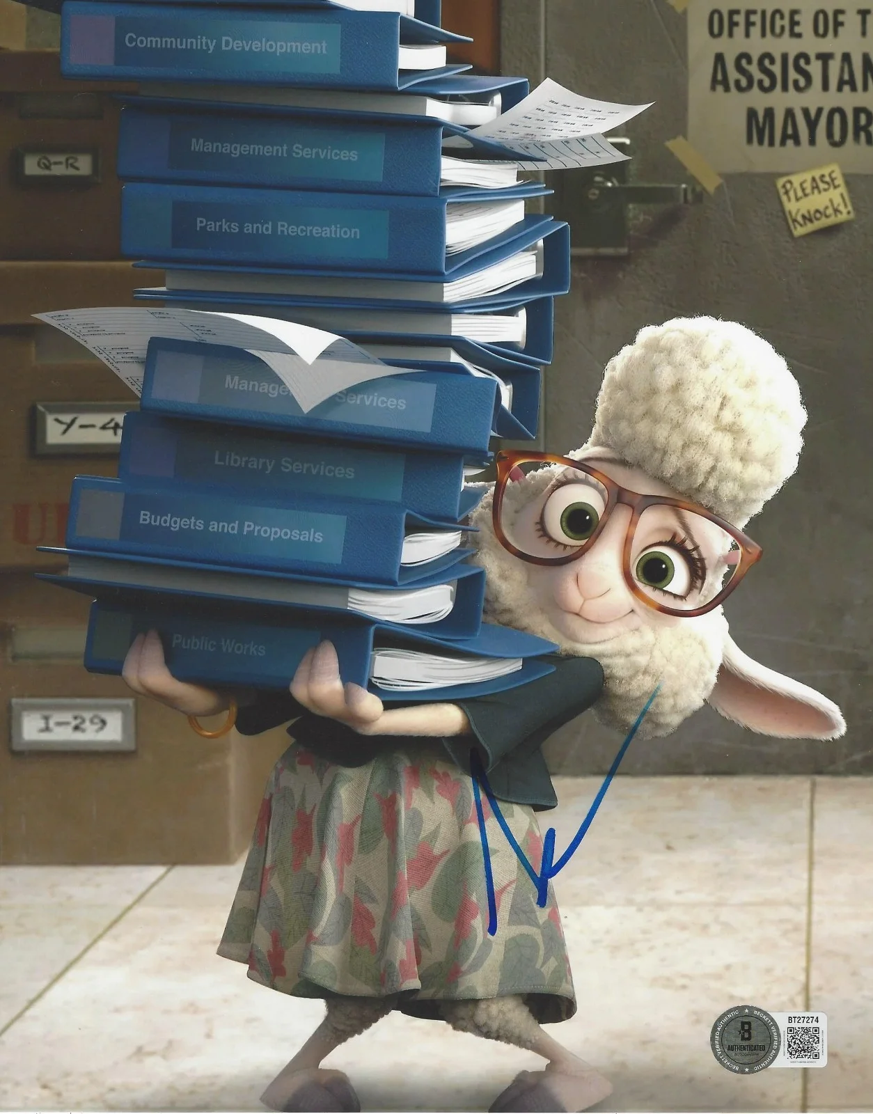 JENNY SLATE SIGNED 'ZOOTOPIA' BELLWETHER 8x10 MOVIE PHOTO BECKETT BAS COA, изображение 2