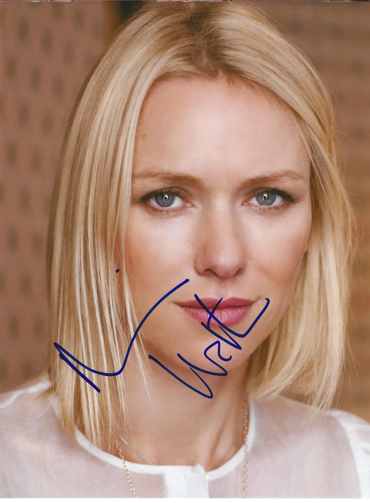 Naomi Watts — Naomi Watts signed 8x10 photo in person. Birdman, Mulholland Drive