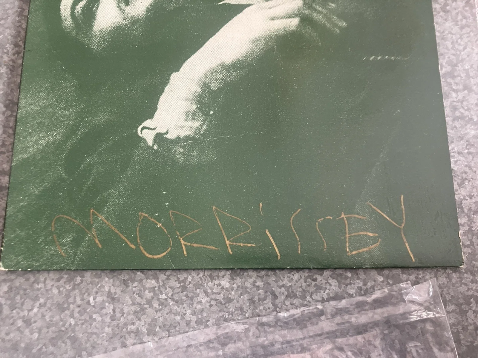 MORRISSEY THE SMITHS THE QUEEN IS DEAD SIGNED AUTOGRAPHED ALBUM TRACKS LOA RARE, изображение 4