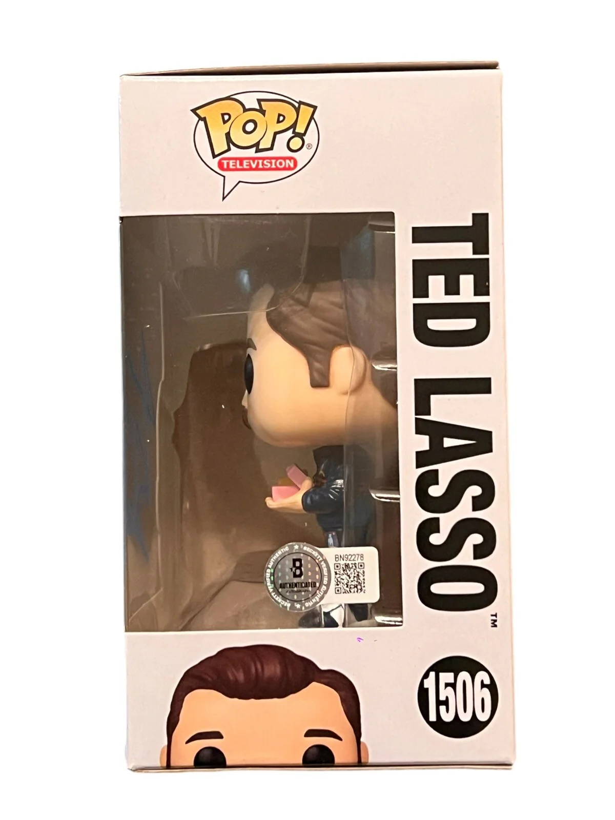 Jason Sudeikis — JASON SUDEIKIS SIGNED TED LASSO FUNKO POP 1506 BECKETT BN92278 W/PROOF(A), image 3