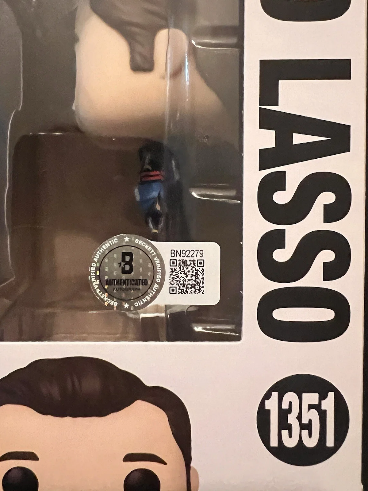Jason Sudeikis — JASON SUDEIKIS SIGNED TED LASSO FUNKO POP 1506 BECKETT BN92279 W/PROOF(C), изображение 4
