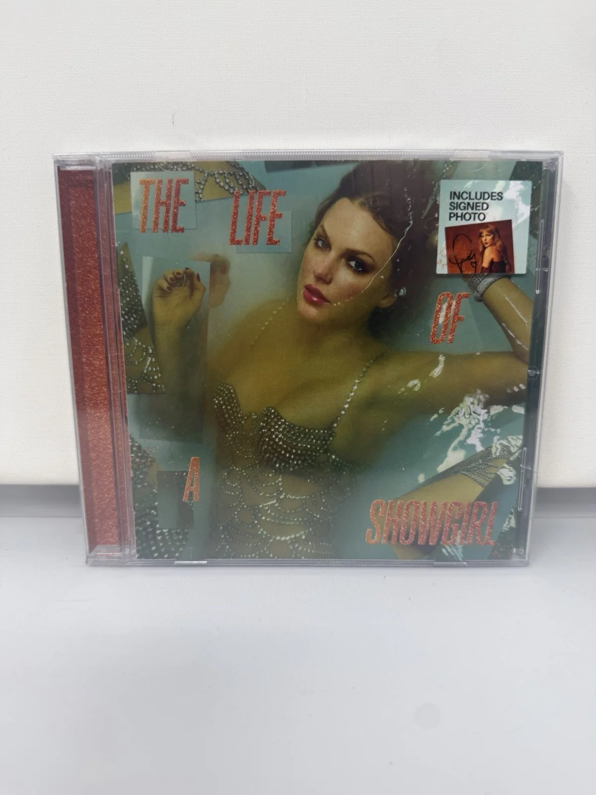 Taylor Swift The Life of a Showgirl CD Signed Autograph Photos 1-4 Complete Set, изображение 3