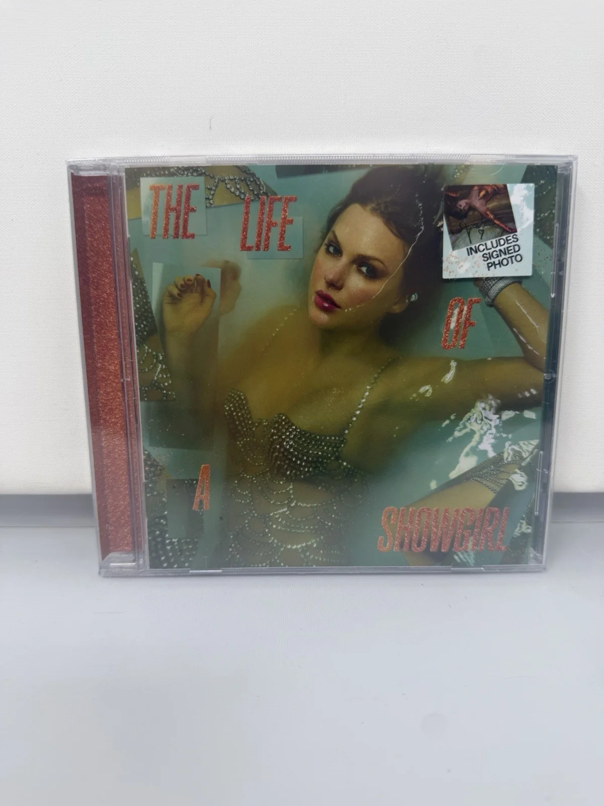 Taylor Swift The Life of a Showgirl CD Signed Autograph Photos 1-4 Complete Set, изображение 5