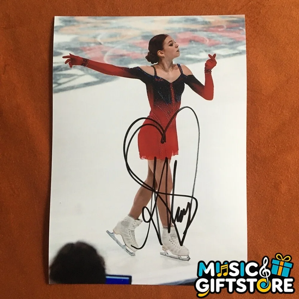 Alexandra Trusova Sasha Autographed Signed Photo Sports figure skating 2024C #MU, изображение 3
