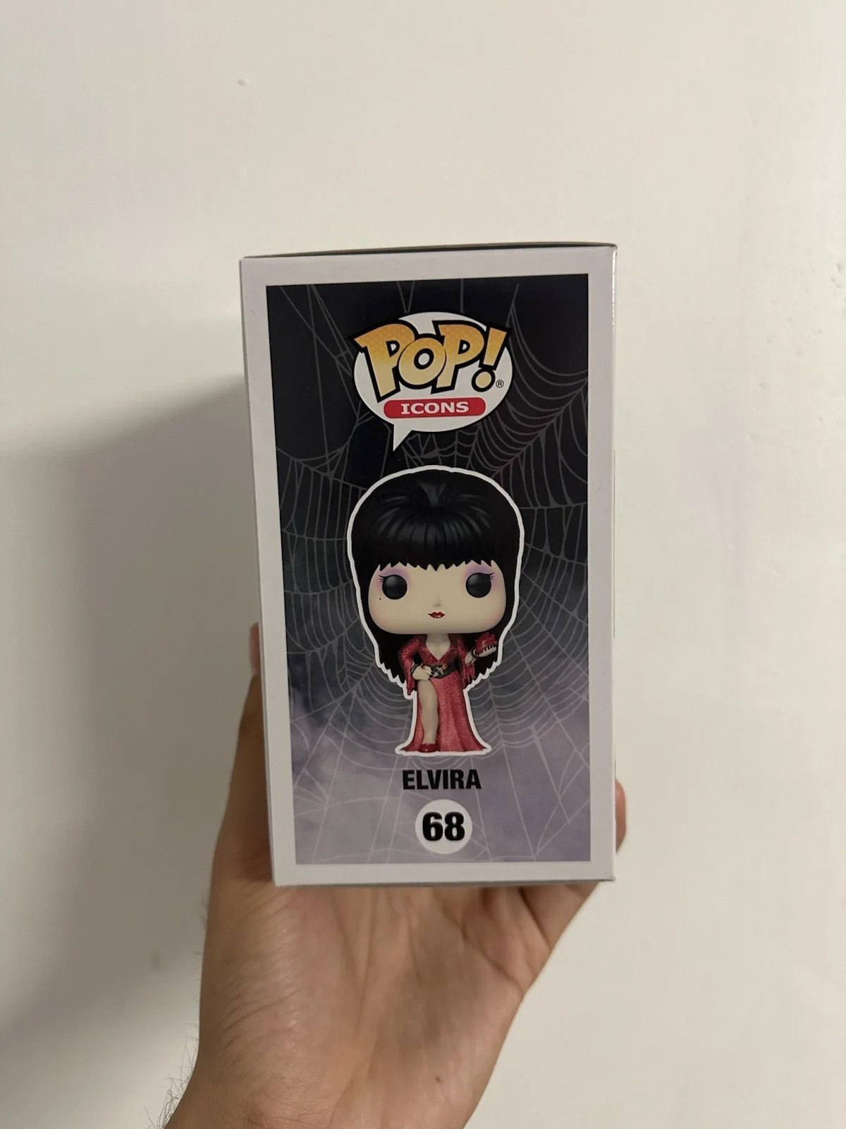 Cassandra Peterson — Funko Pop! Elvira #68 Diamond Edition Signed By Cassandra Peterson With COA JSA, изображение 2