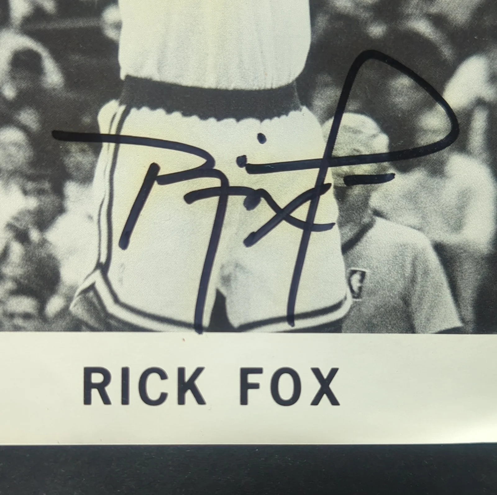 Rick Fox — Rick Fox - Boston Celtics - Autographed Picture, image 2