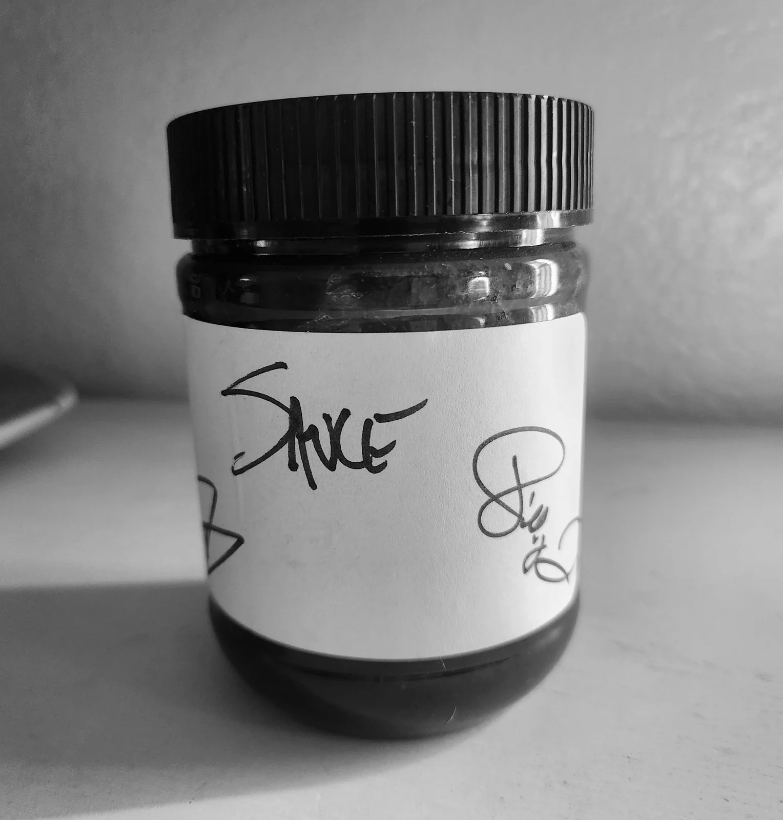 DAVE GROHL SIGNED EMPTY JAR BBQ SAUCE VALLEY URBAN MARKET 2015 NIRVANA FOO FIGHT, image 2
