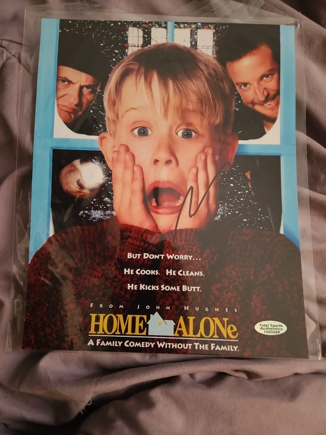 Macaulay Culkin autographed Home Alone 8x10 photo coa, изображение 4