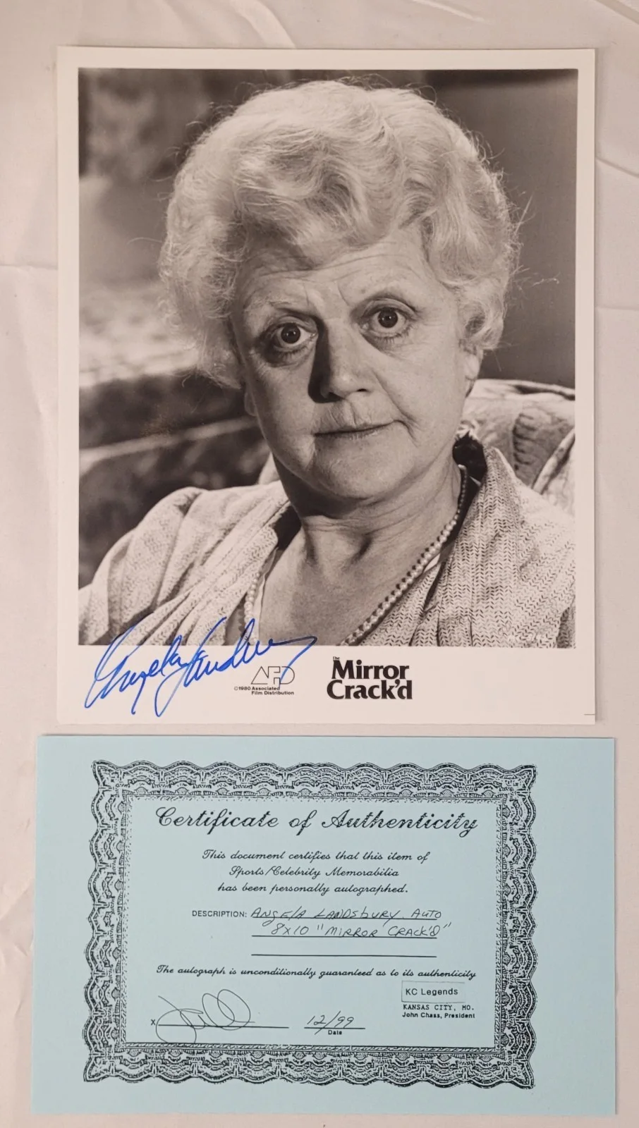 Angela Lansbury — Angela Lansbury Autographed Signed 8 X 10 Photo Mirror Crack'd Murder She Wrote, image 2