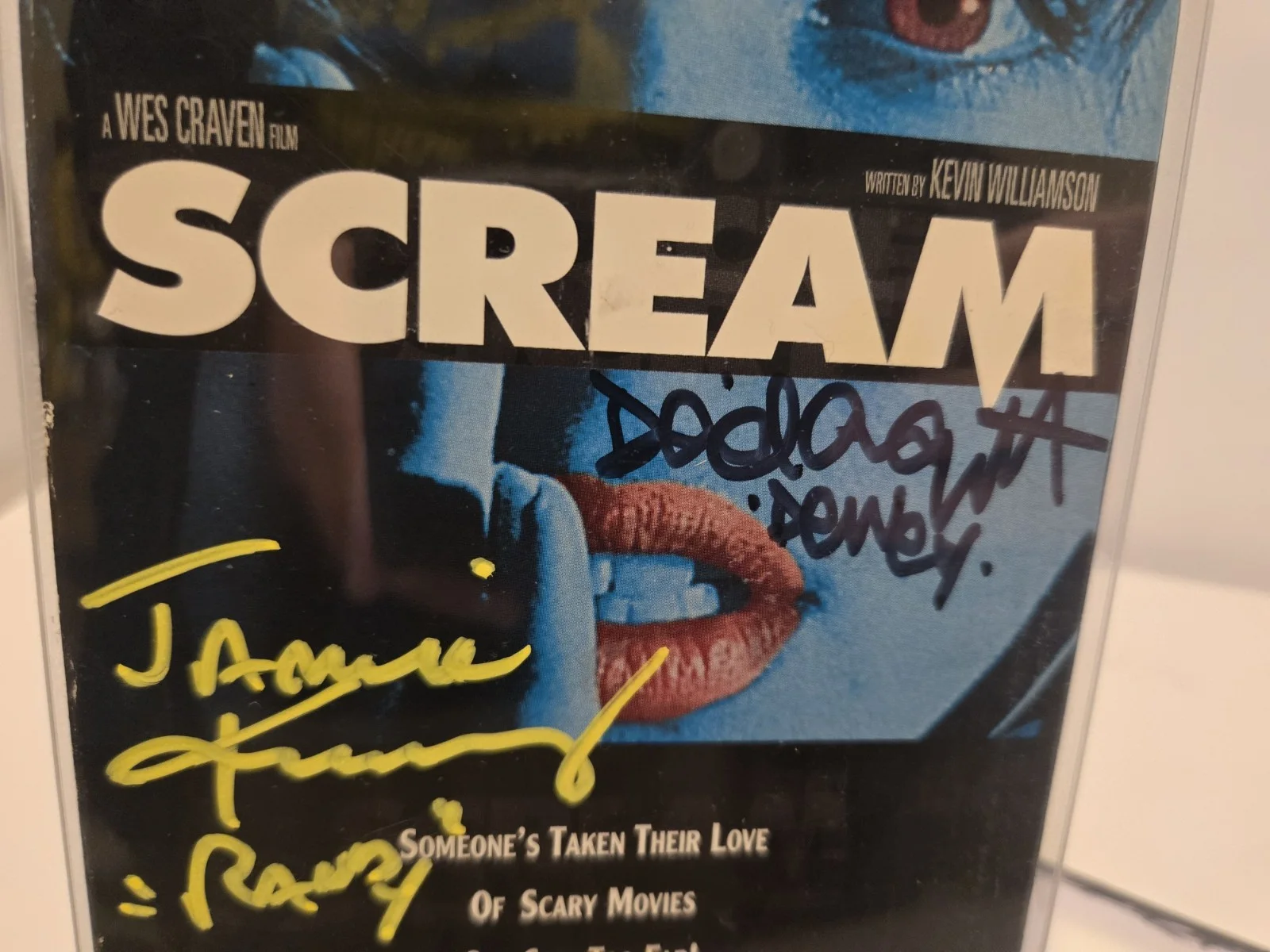 David Arquette Jamie Kennedy — Scream 1996 VHS Dual Signed Arquette Kennedy AUTO COA Rare Neve Eyes Cover, image 3