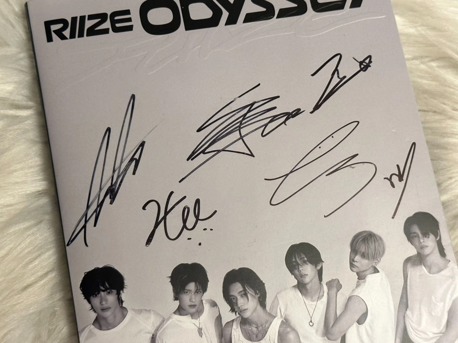 RIIZE [ODYSSEY] - ALL MEMBER Autograph(Signed) PROMO ALBUM KPOP, изображение 2