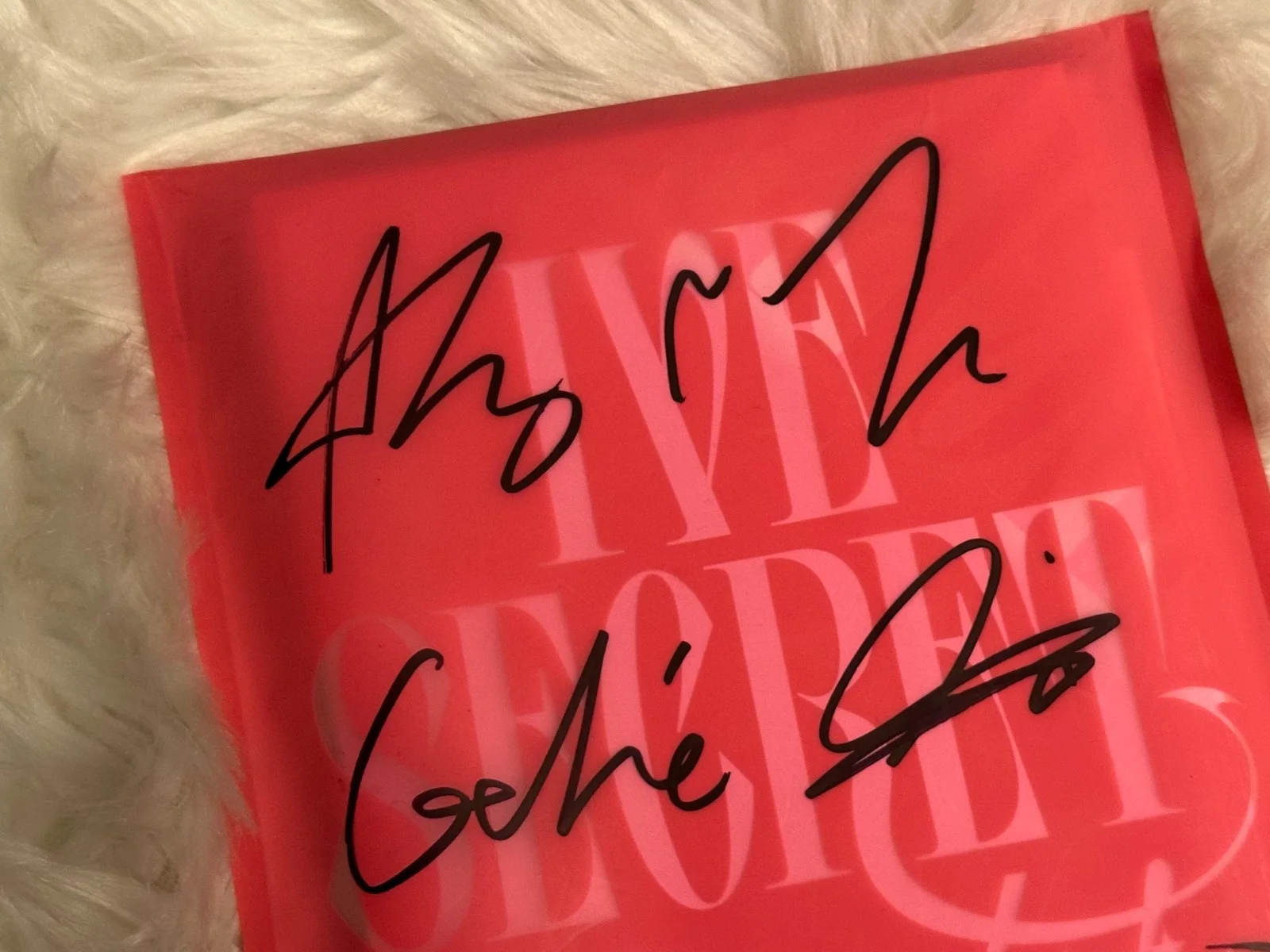 IVE [SECRET] - ALL MEMBER Autograph(Signed) PROMO ALBUM KPOP, image 2