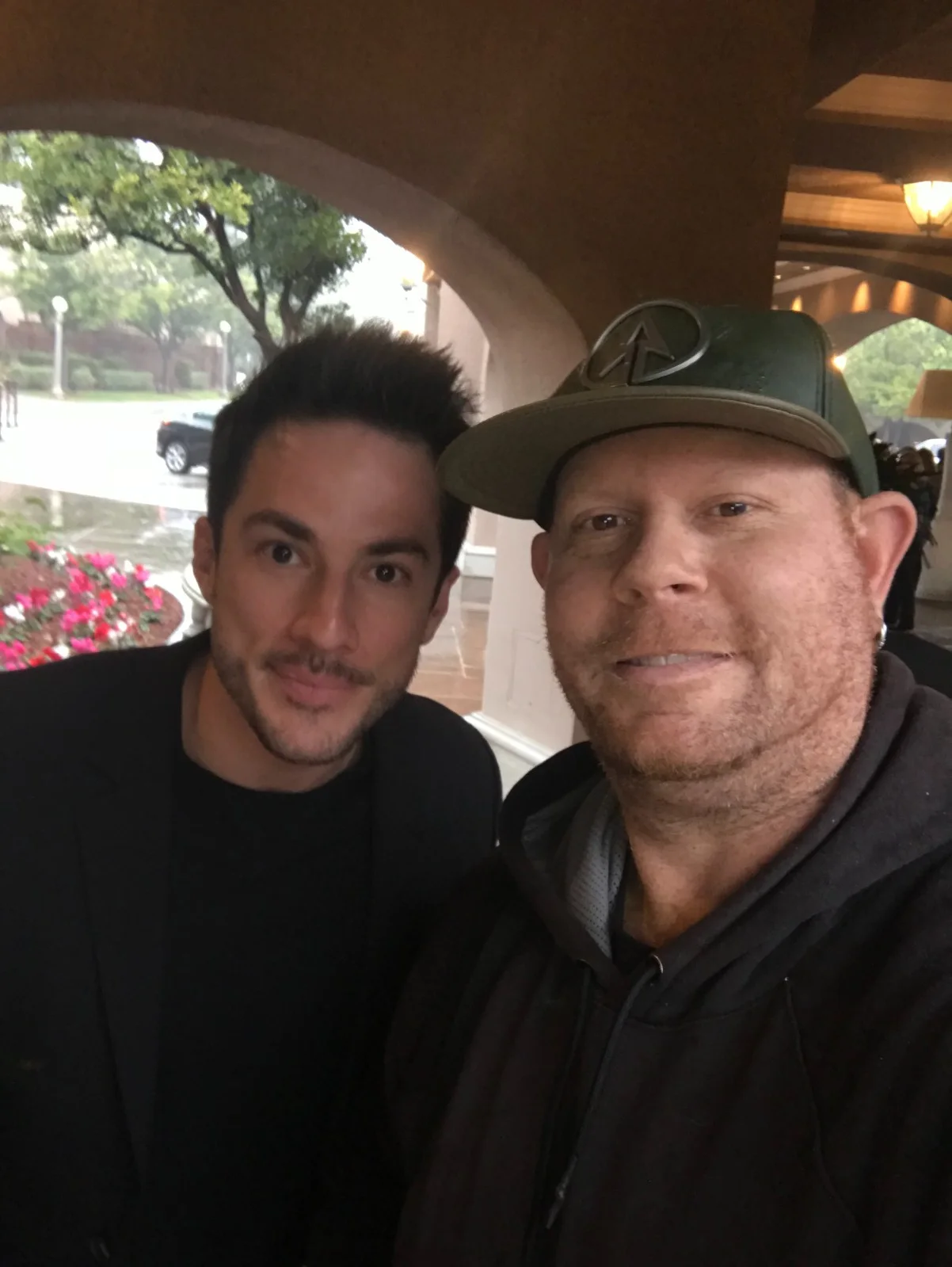 MICHAEL TREVINO — Michael Trevino The Vampire Diaries matted signed index card with photo 11x17 #1, изображение 3