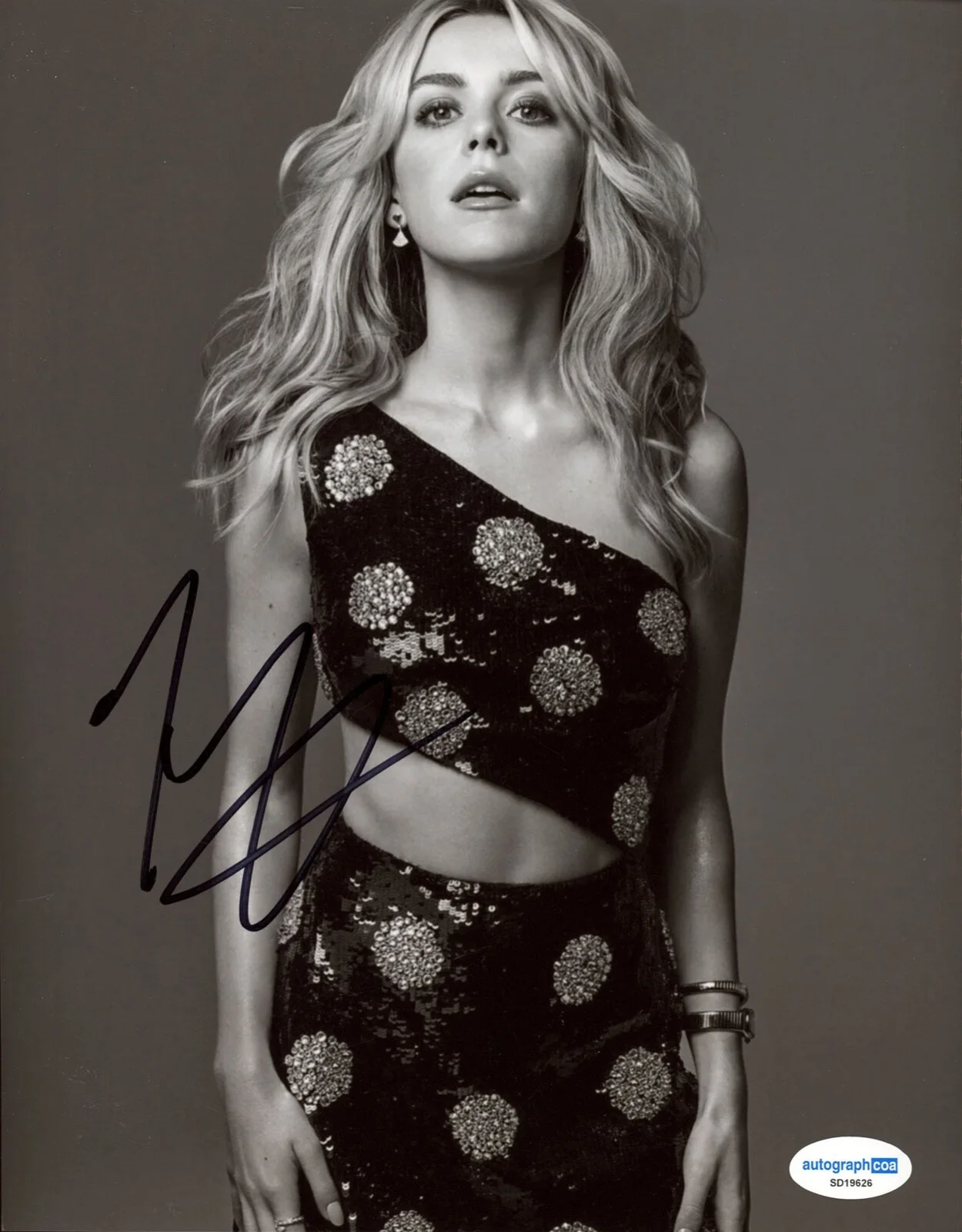 KIERNAN SHIPKA — Kiernan Shipka signed Autographed 8x10 Photo EXACT PROOF k SEXY Sabrina ACOA COA, изображение 4