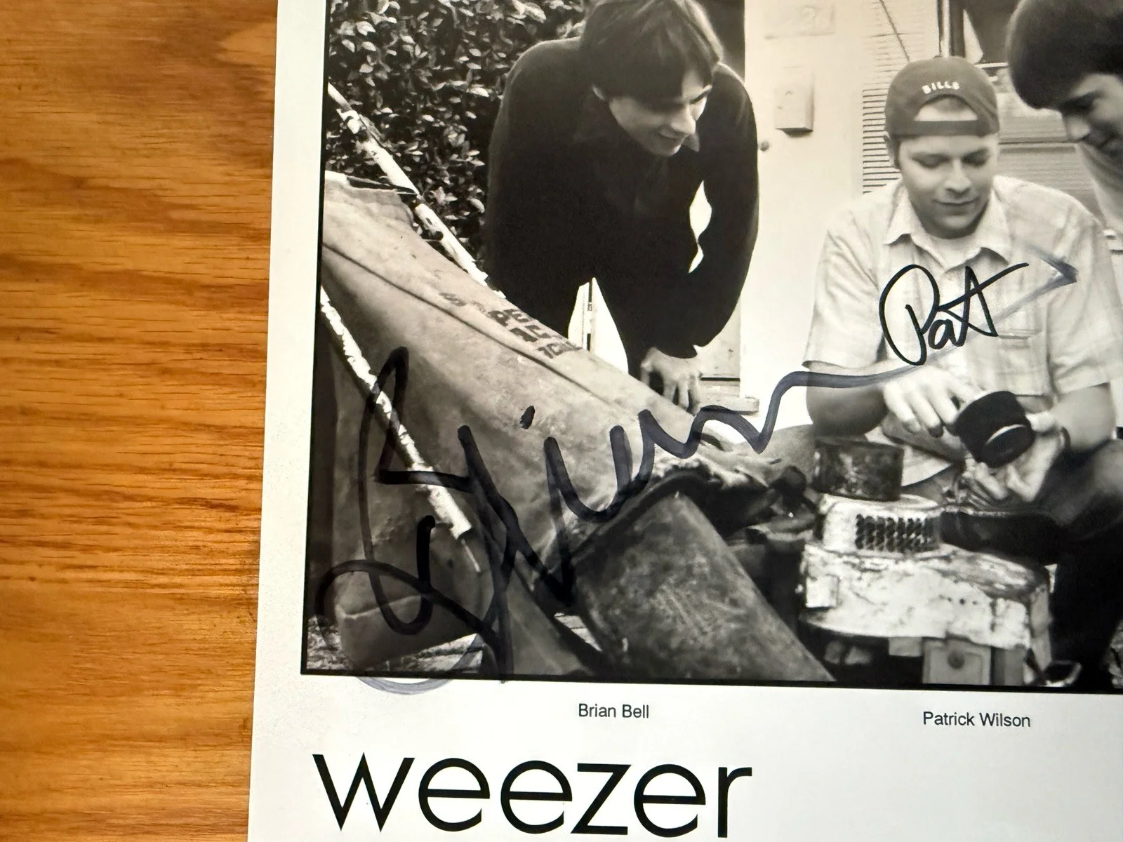 Weezer Signed 1994 8x10 Promo Photo Autographed Blue Album including Matt Sharp, изображение 4