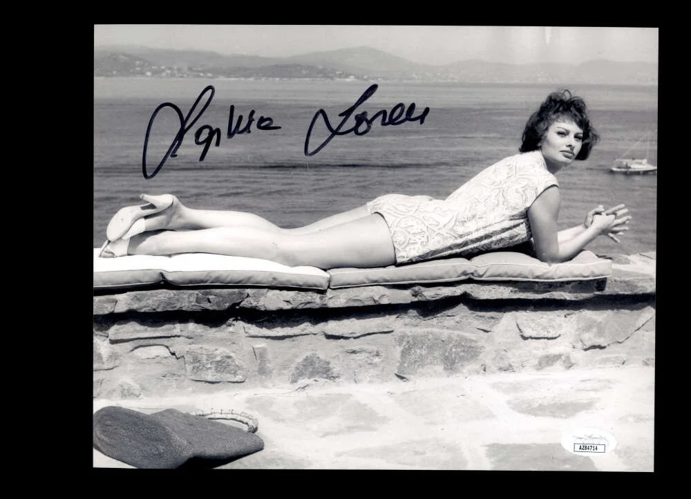 Sophia Loren — Sophia Loren JSA Coa Signed 8x10 Photo Autograph