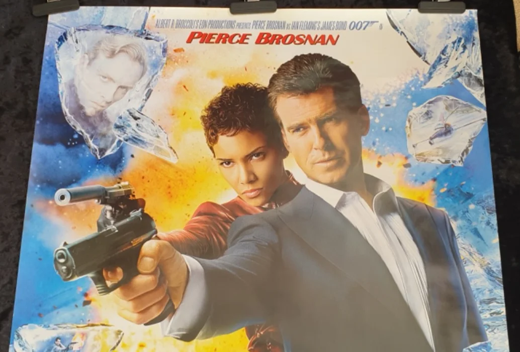 DIE ANOTHER DAY (2002) Belgian Poster 27x39 Pierce Brosnan Bond Unfolded, image 4